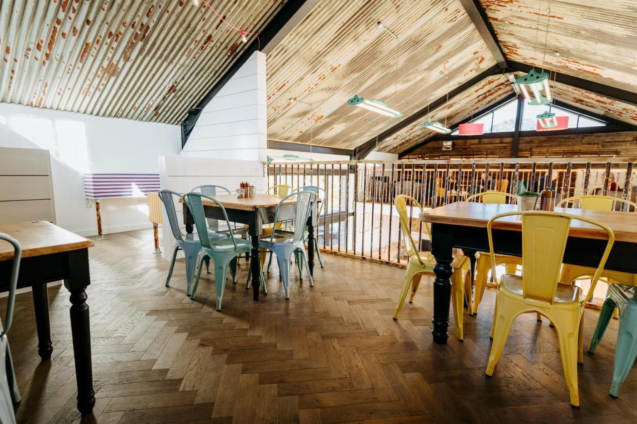 Creeksea Place Barns Burnham-on-Crouch ภายนอก รูปภาพ