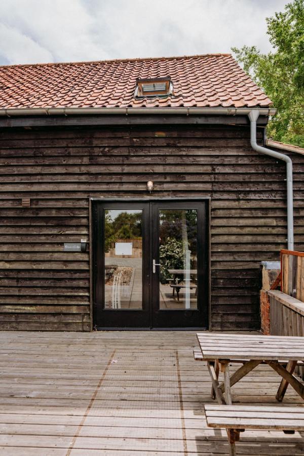 Creeksea Place Barns Burnham-on-Crouch ภายนอก รูปภาพ