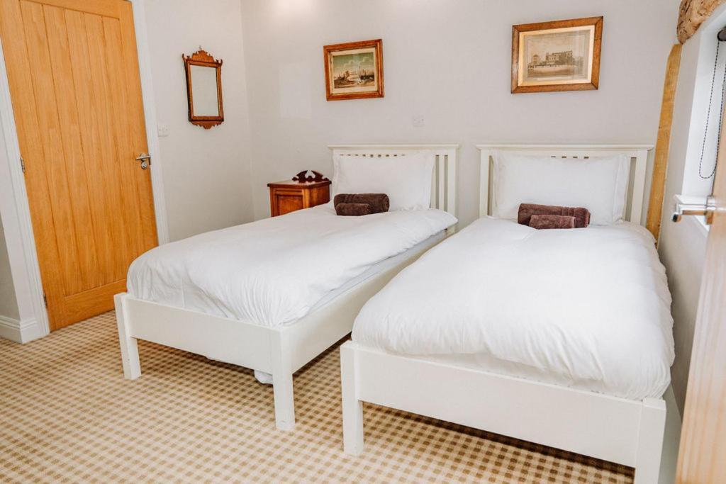 Creeksea Place Barns Burnham-on-Crouch ภายนอก รูปภาพ